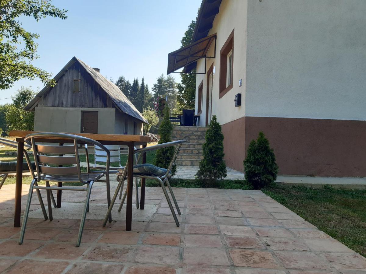 Country House Plitvice ปลิตวิตซาเซโล ภายนอก รูปภาพ